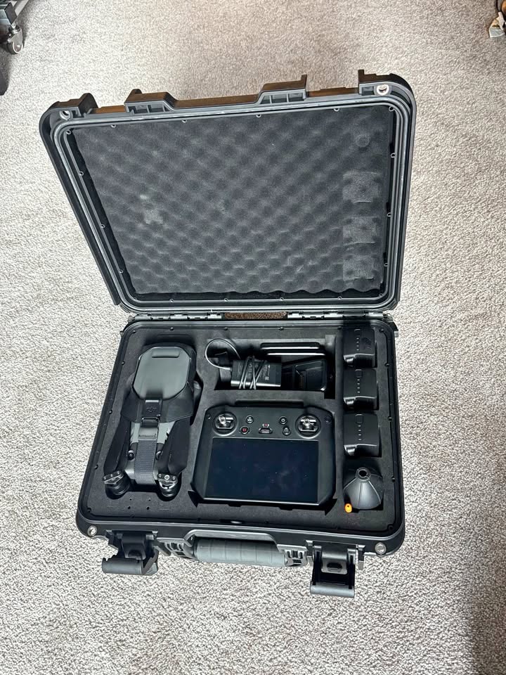DJI - Mavic 3 Cine Drone