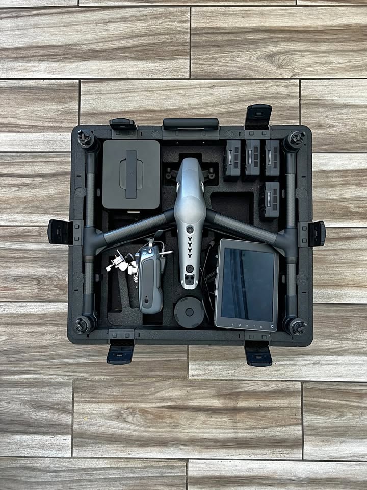DJI Inspire 2 with x7 & Cinema DNG