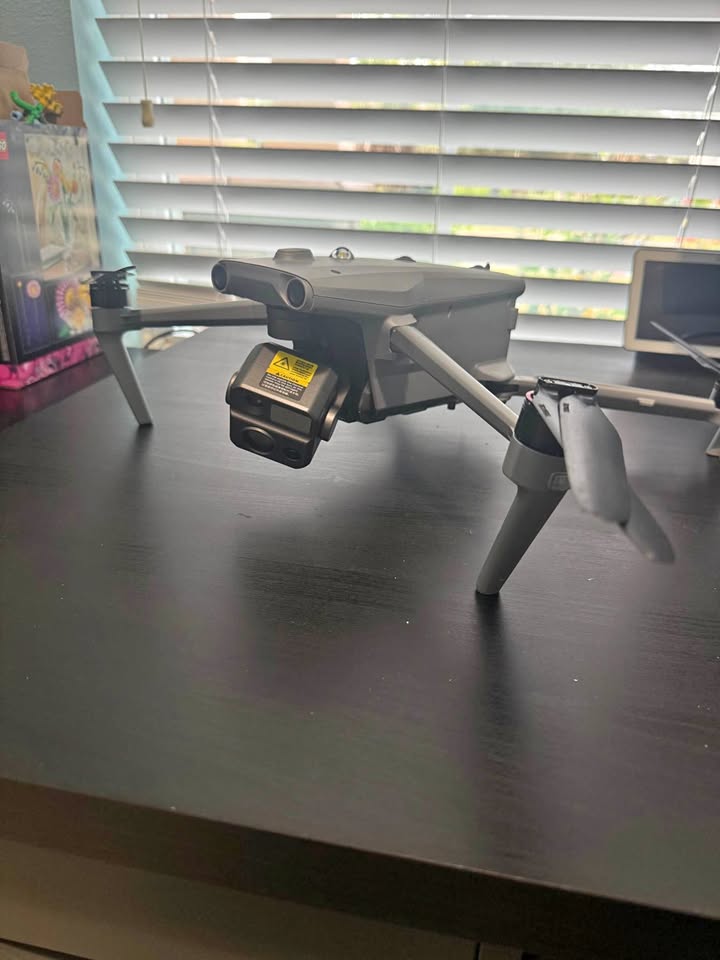 UTEL EVO MAX-4N Thermal& NIGHT VISION Drone – | Excellent Condition